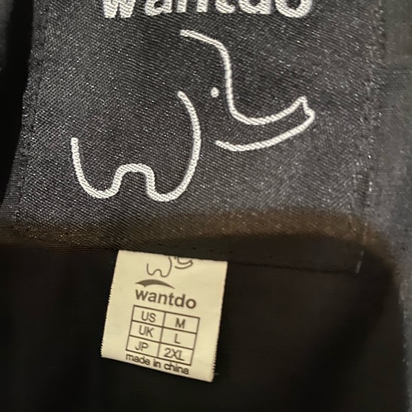 Wantdo Men's Mountain Windproof Rain Waterproof Ski hooded Jacket Black Medium - Picture 7 of 9